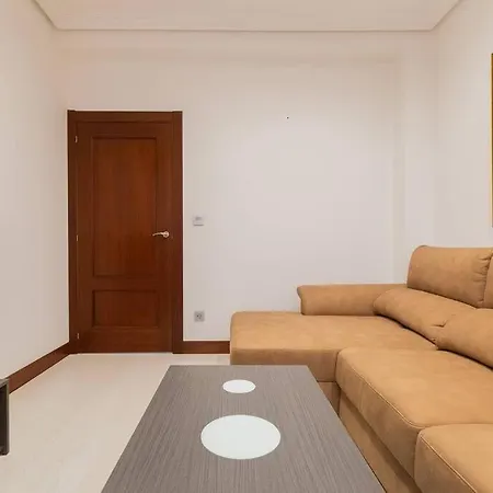 Indautxu Flat Next Stop Бильбао