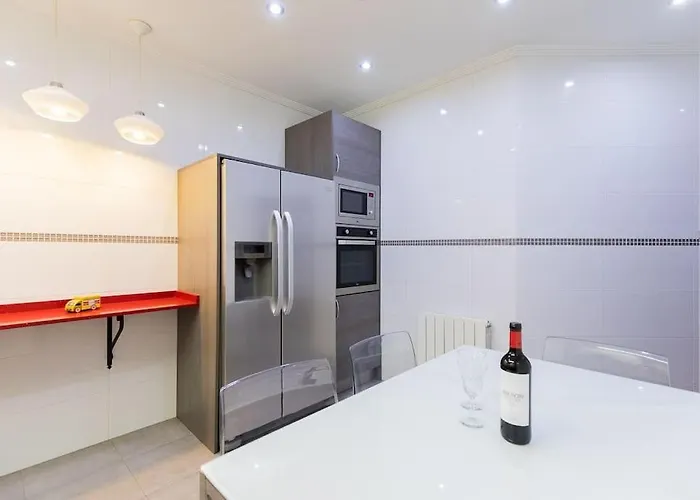 Indautxu Flat Next Stop Апартаменты *