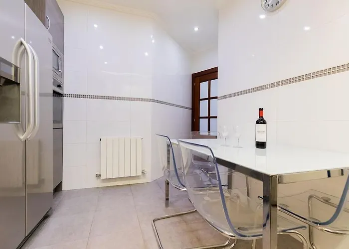 Indautxu Flat Next Stop Апартаменты *